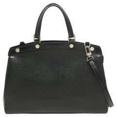 Louis Vuitton - Sac Brea MM en cuir épi noir