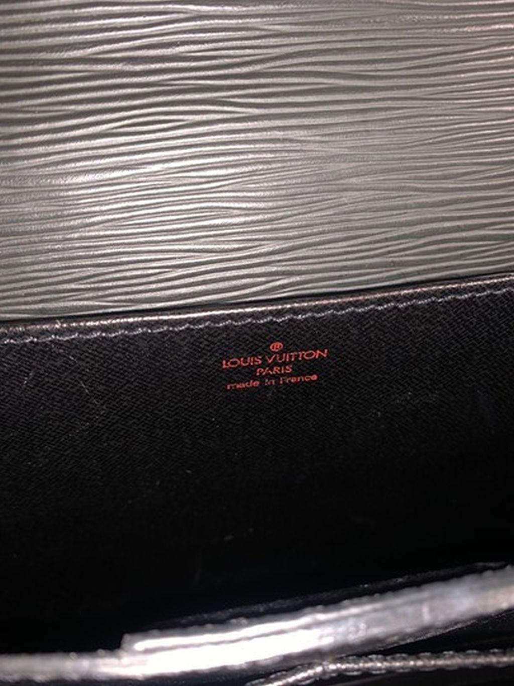 Louis Vuitton Black Epi Leather Briefcase 4