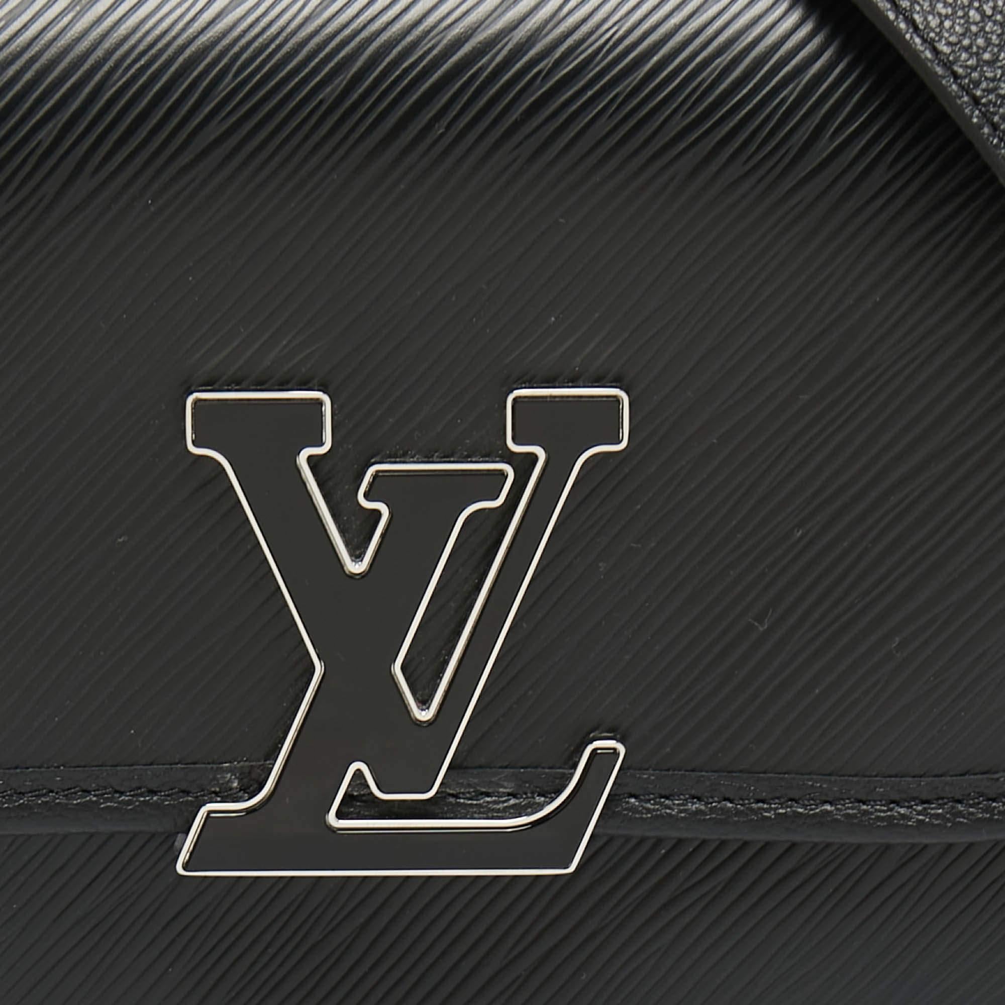 Louis Vuitton Black Epi Leather Buci Bag For Sale 2
