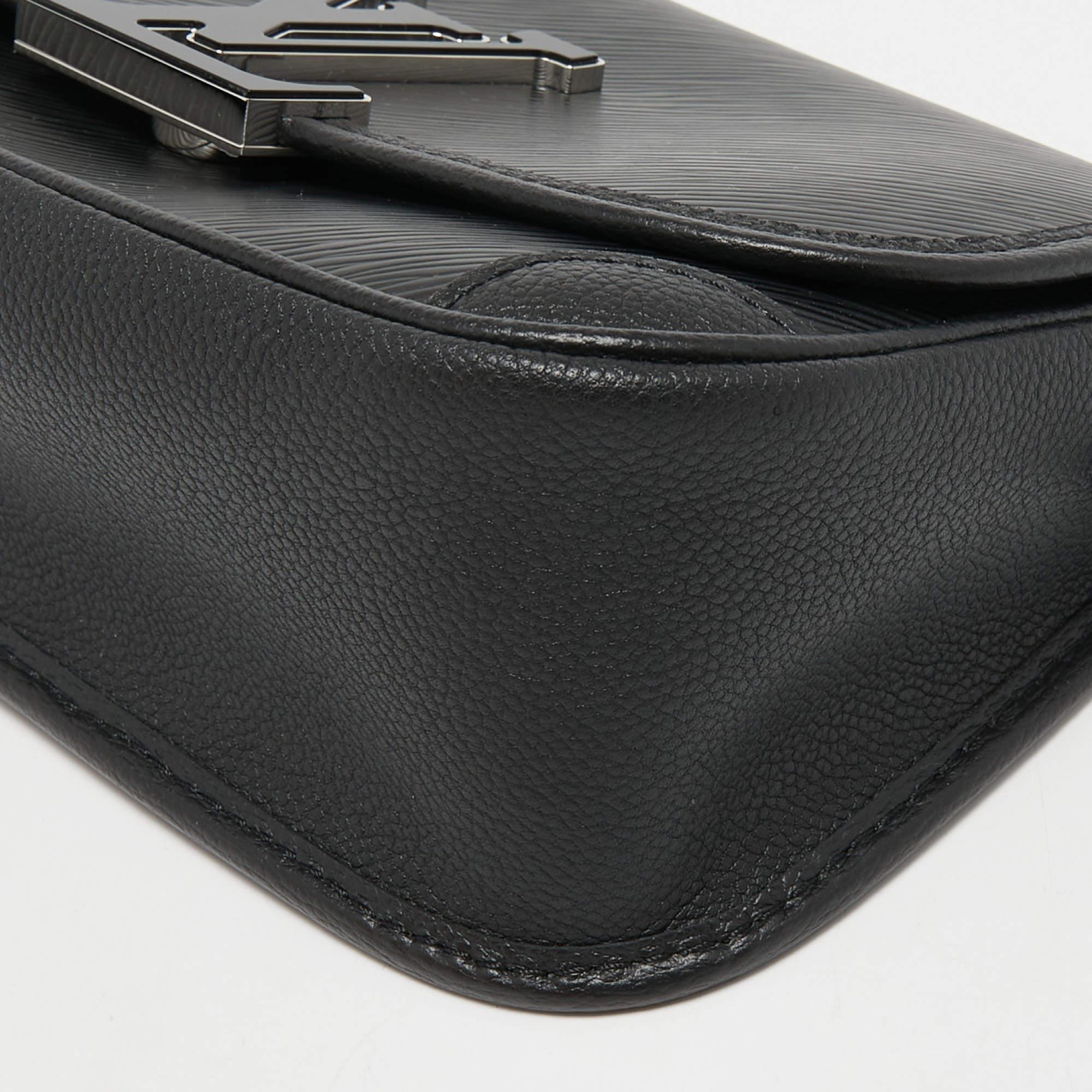 Louis Vuitton Black Epi Leather Buci Bag For Sale 3