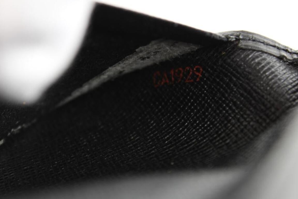Schwarzes Epi-Leder Portemonnaie von Louis Vuitton mit Karteninhaber 15LVS1210 im Zustand „Gut“ im Angebot in Dix hills, NY