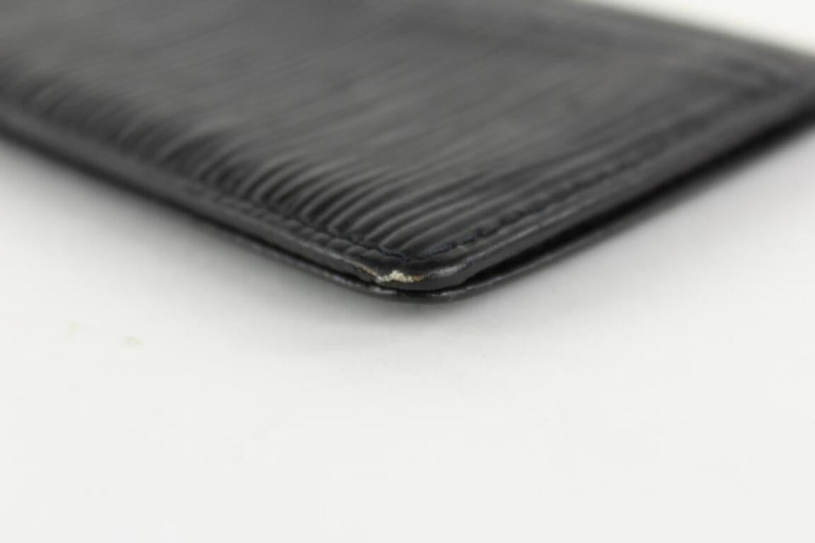 Women's Louis Vuitton Black Epi Leather Card Holder Wallet 15LVS1210 For Sale
