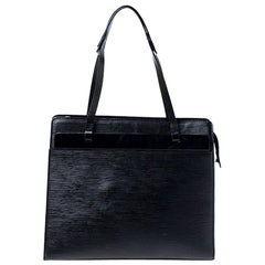 Louis Vuitton - Sac Croisette PM en cuir épi noir