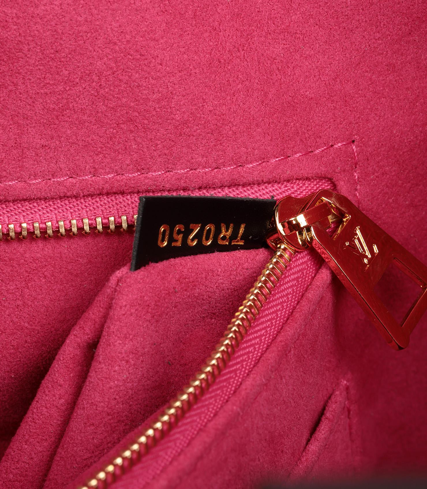 Louis Vuitton Black Epi Leather & Fuschia Onthego MM 5