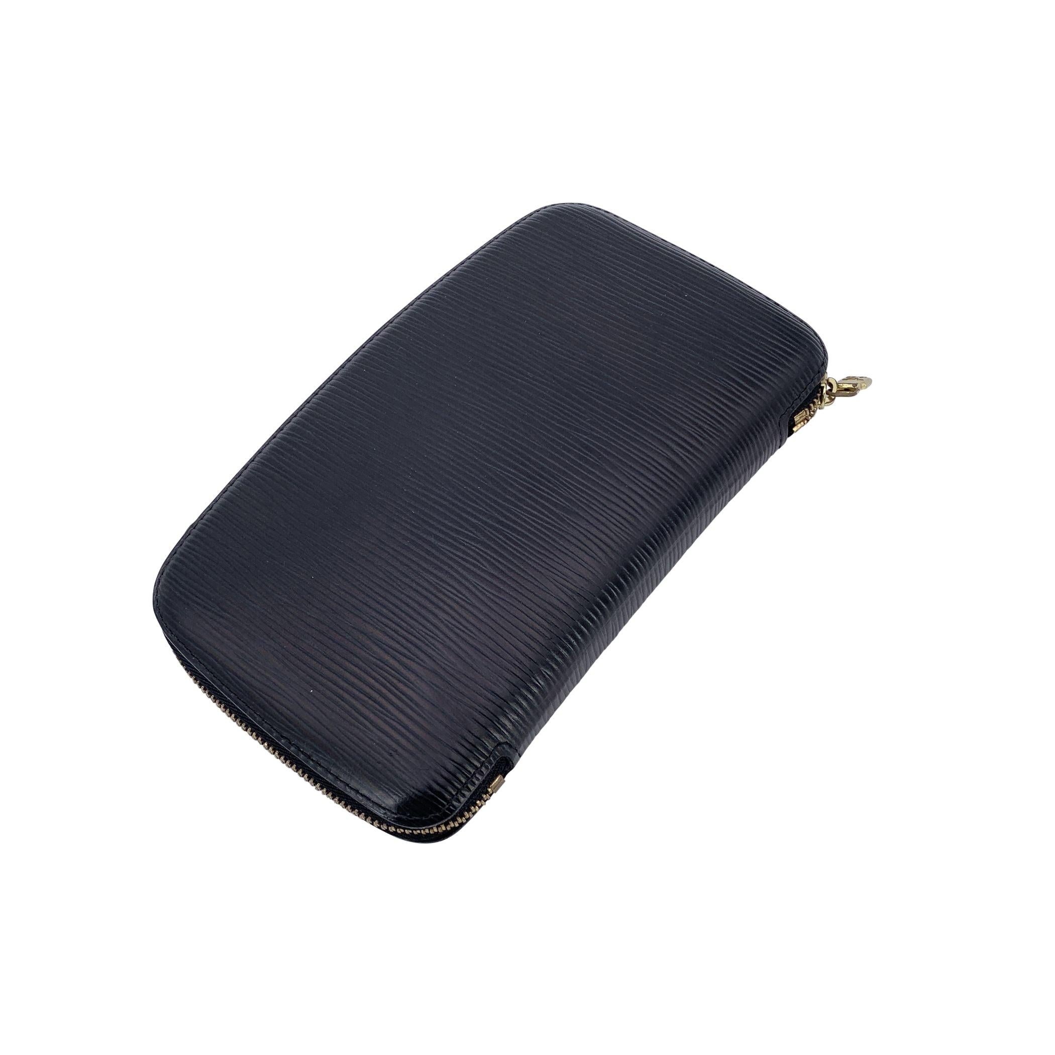 Nero Portafoglio Zippy Organizer Louis Vuitton in pelle nera Epi Geode in vendita