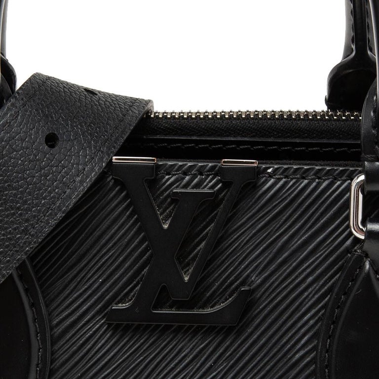 LOUIS VUITTON Grenelle PM Epi Leather Shoulder Bag Black