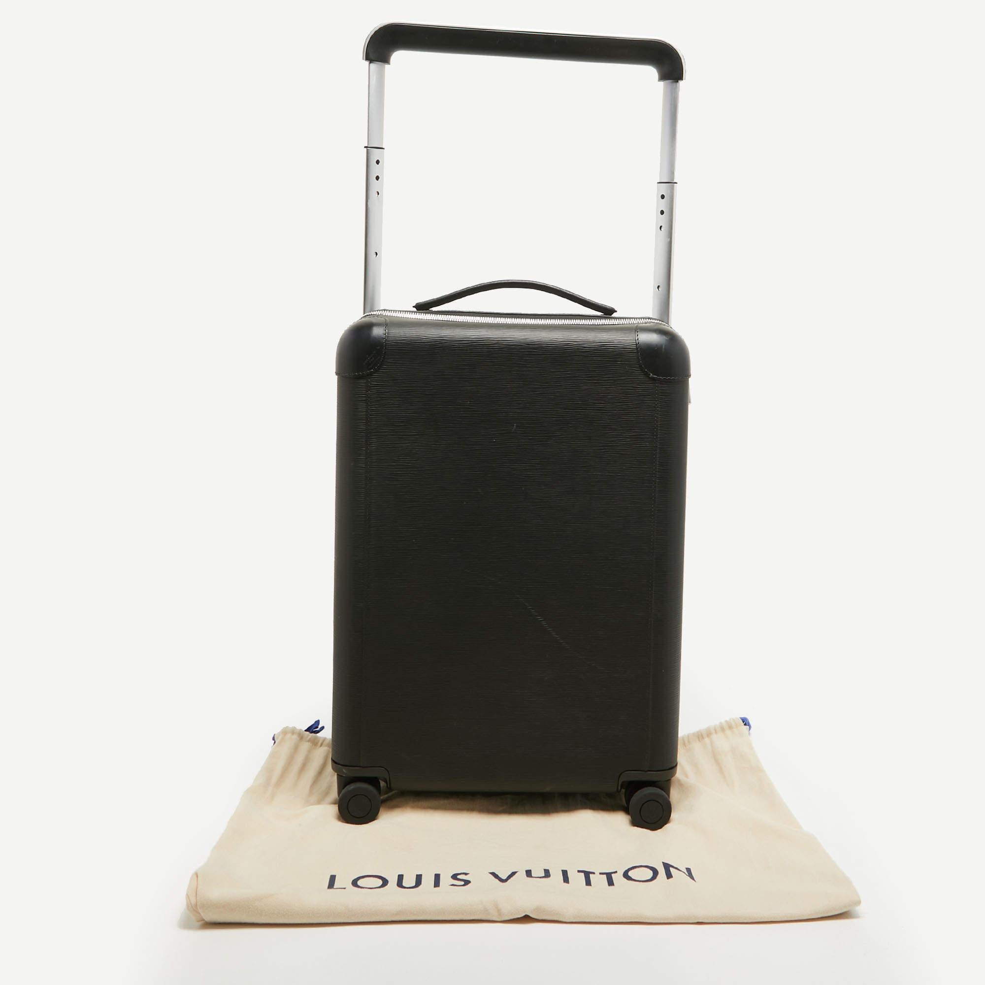 Louis Vuitton Schwarz Epi Leder Horizon 55 Koffer aus schwarzem Epi-Leder im Angebot 11