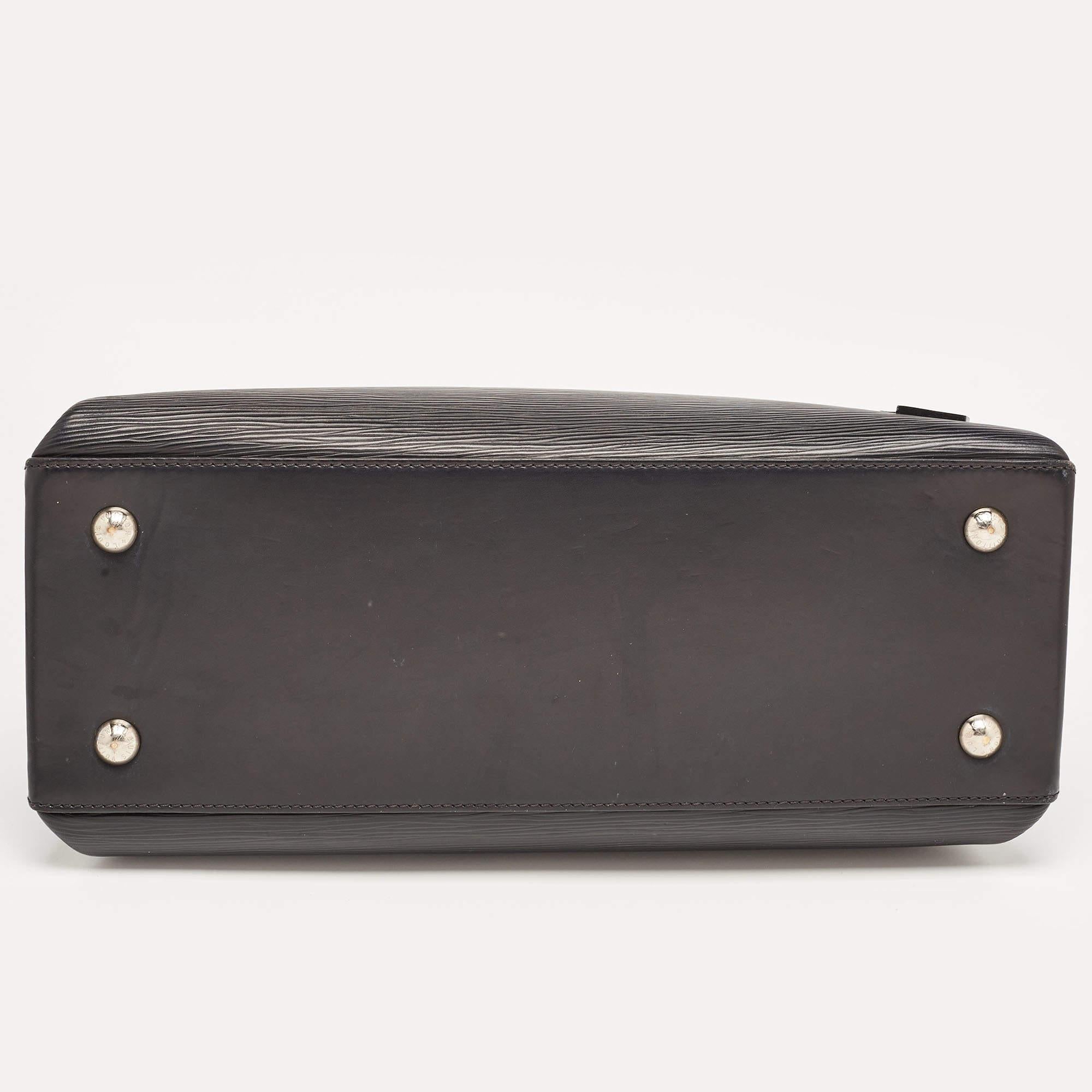 Louis Vuitton Black Epi Leather Kleber MM Bag For Sale 8