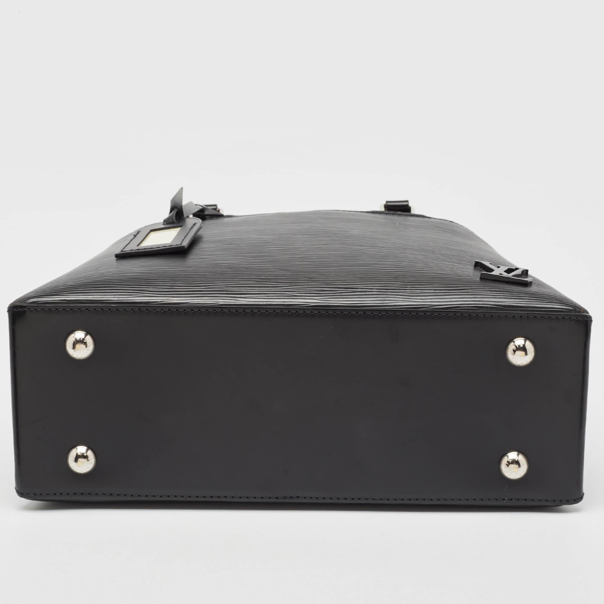 Louis Vuitton Black Epi Leather Kleber MM Bag For Sale 2