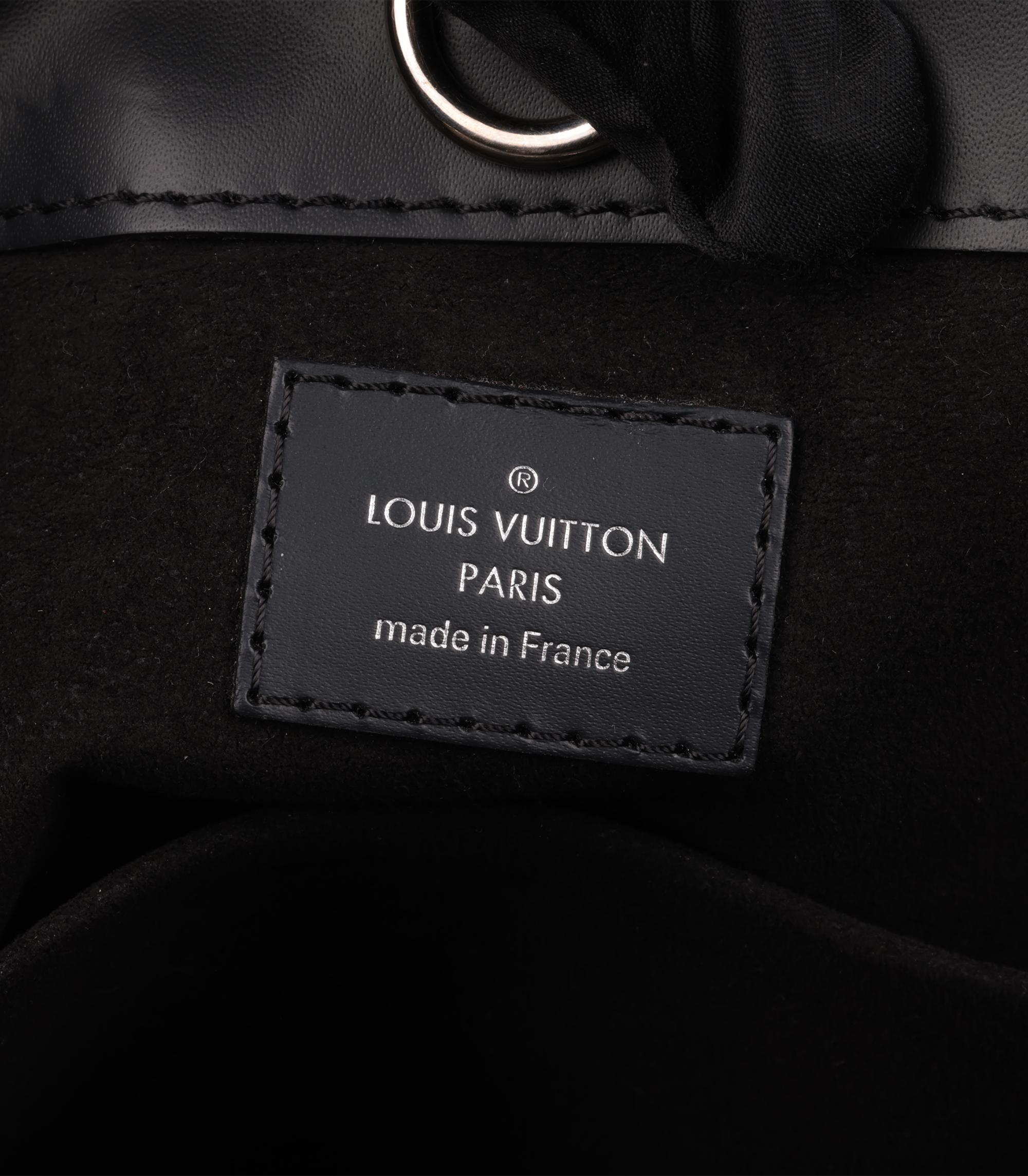 Louis Vuitton Large Brooks Tote en cuir épi noir en vente 3