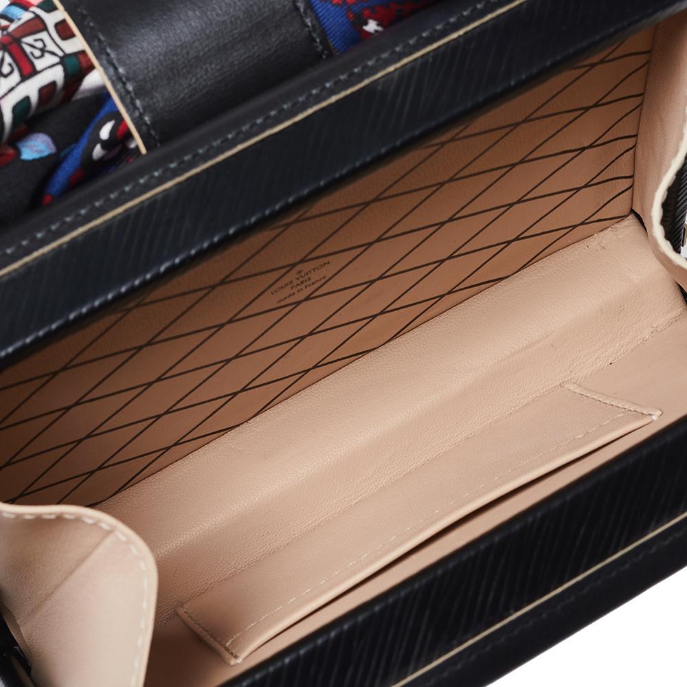 Louis Vuitton Black Epi Leather Limited Edition World Tour Petite Malle Bag 3