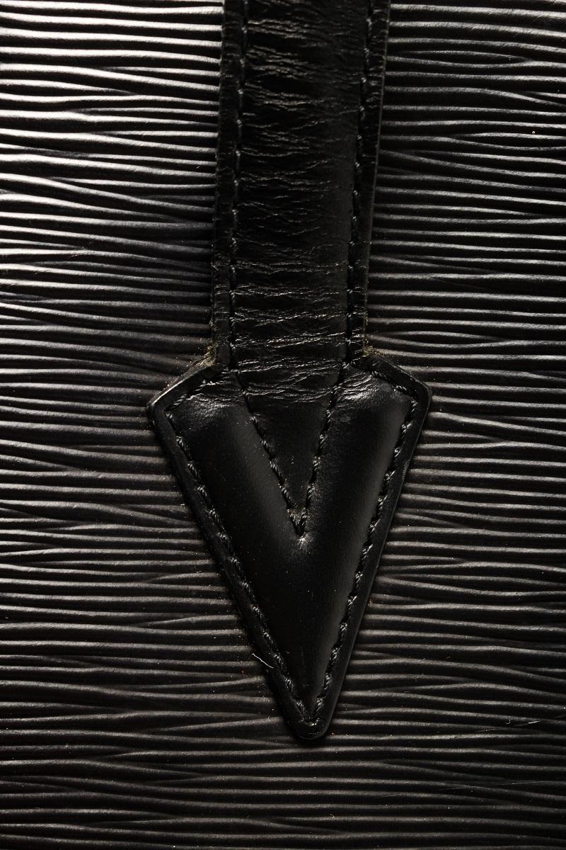 Women's Louis Vuitton Black Epi Leather Lussac Shoulder Bag For Sale