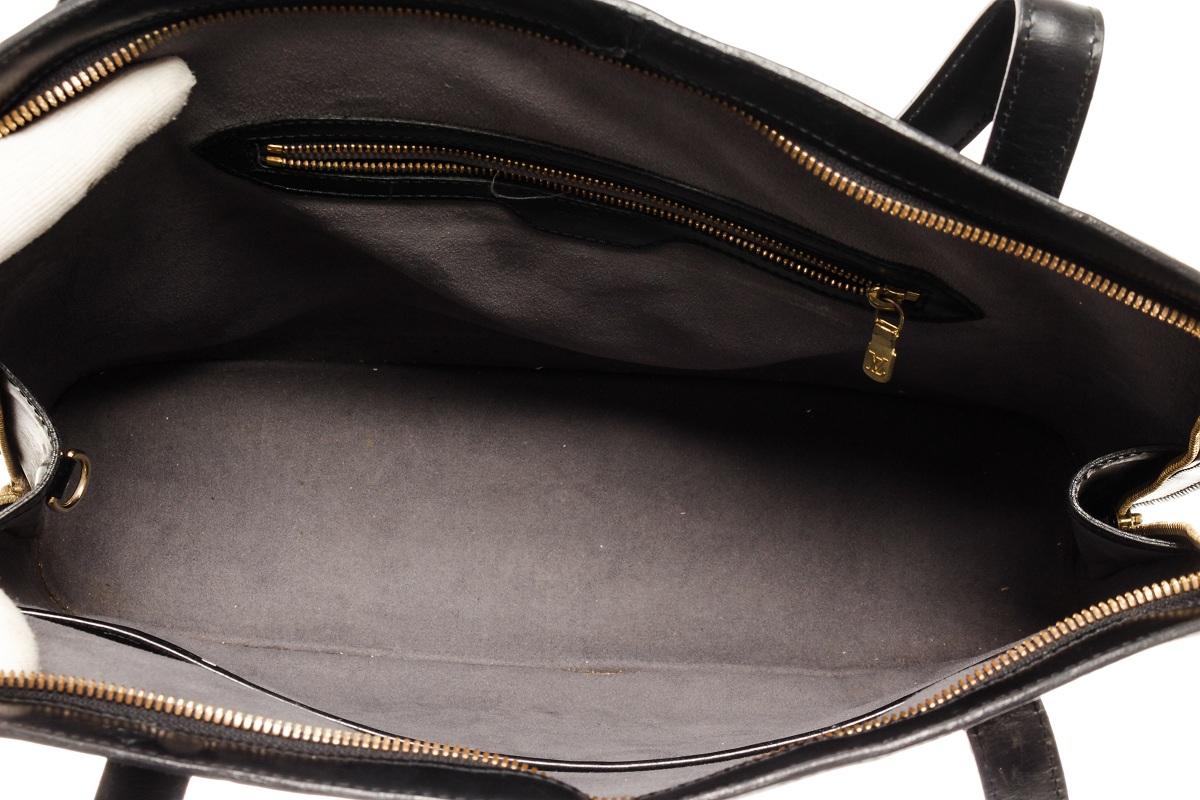 Louis Vuitton Black Epi Leather Lussac Shoulder Bag For Sale 3