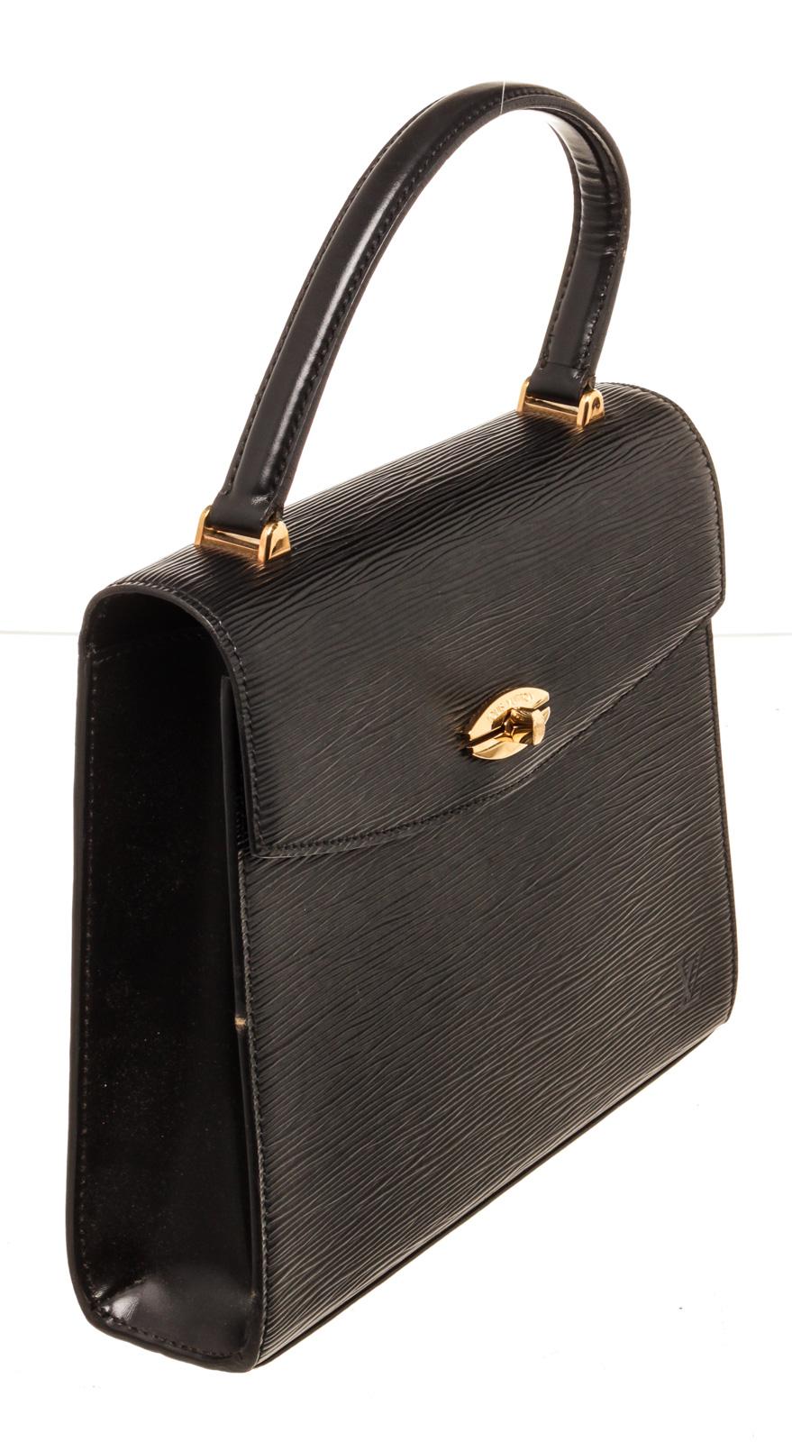 Louis Vuitton Black Epi Leather Malsherbes Shoulder Bag In Good Condition For Sale In Irvine, CA