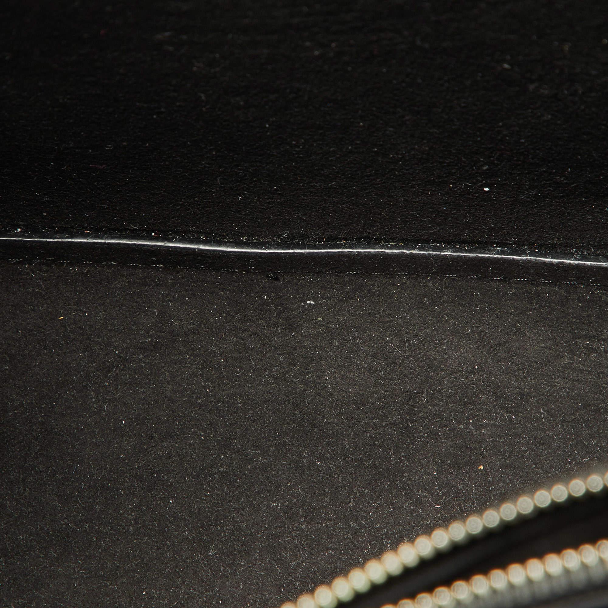 Louis Vuitton Black Epi Leather NeoNoe MM Bag 4