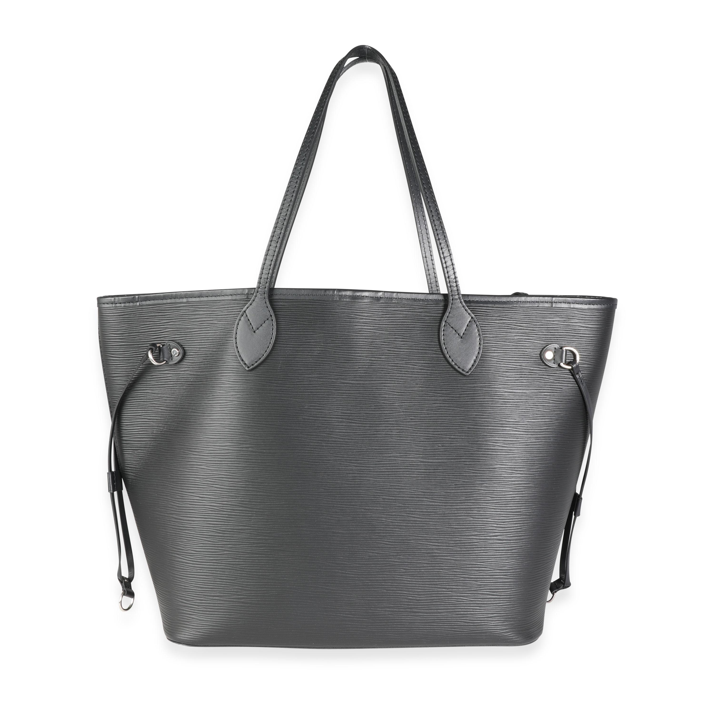 Listing Title: Louis Vuitton Black Epi Leather Neverfull MM
SKU: 115973
MSRP: 2360.00
Condition: Pre-owned (3000)
Condition Description: The Neverfull was first introduced in 2007 and continues to be a staple in Louis Vuitton's collections. Its