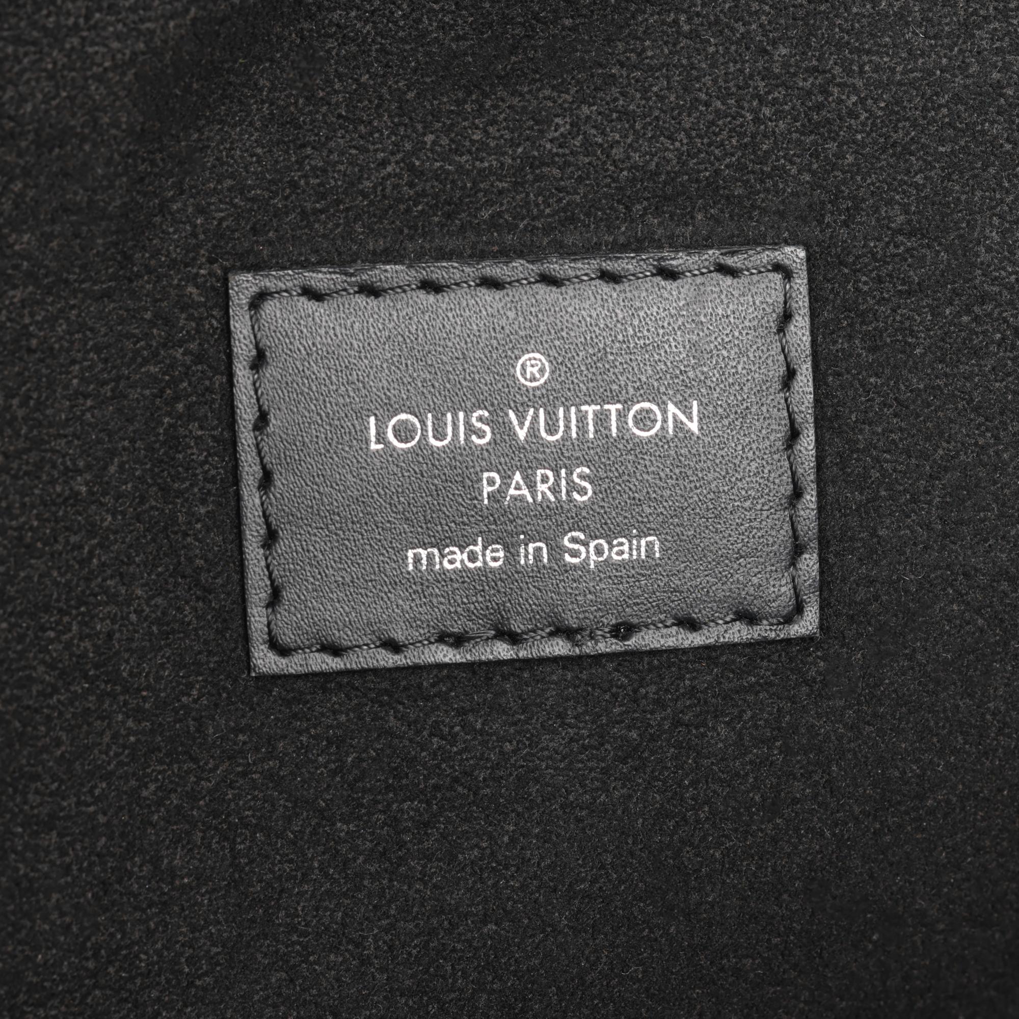 LOUIS VUITTON Black Epi Leather Neverfull MM 5
