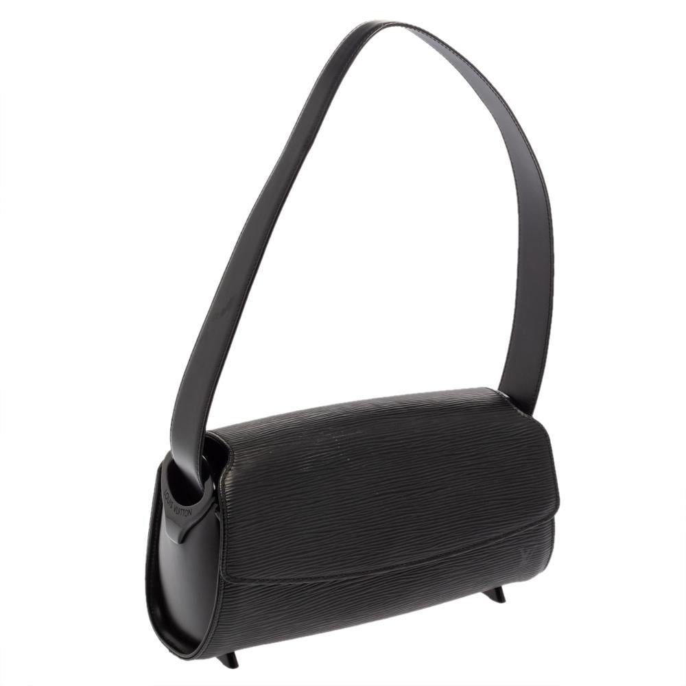 Louis Vuitton Black Epi Leather Nocturne PM Bag In Good Condition In Dubai, Al Qouz 2