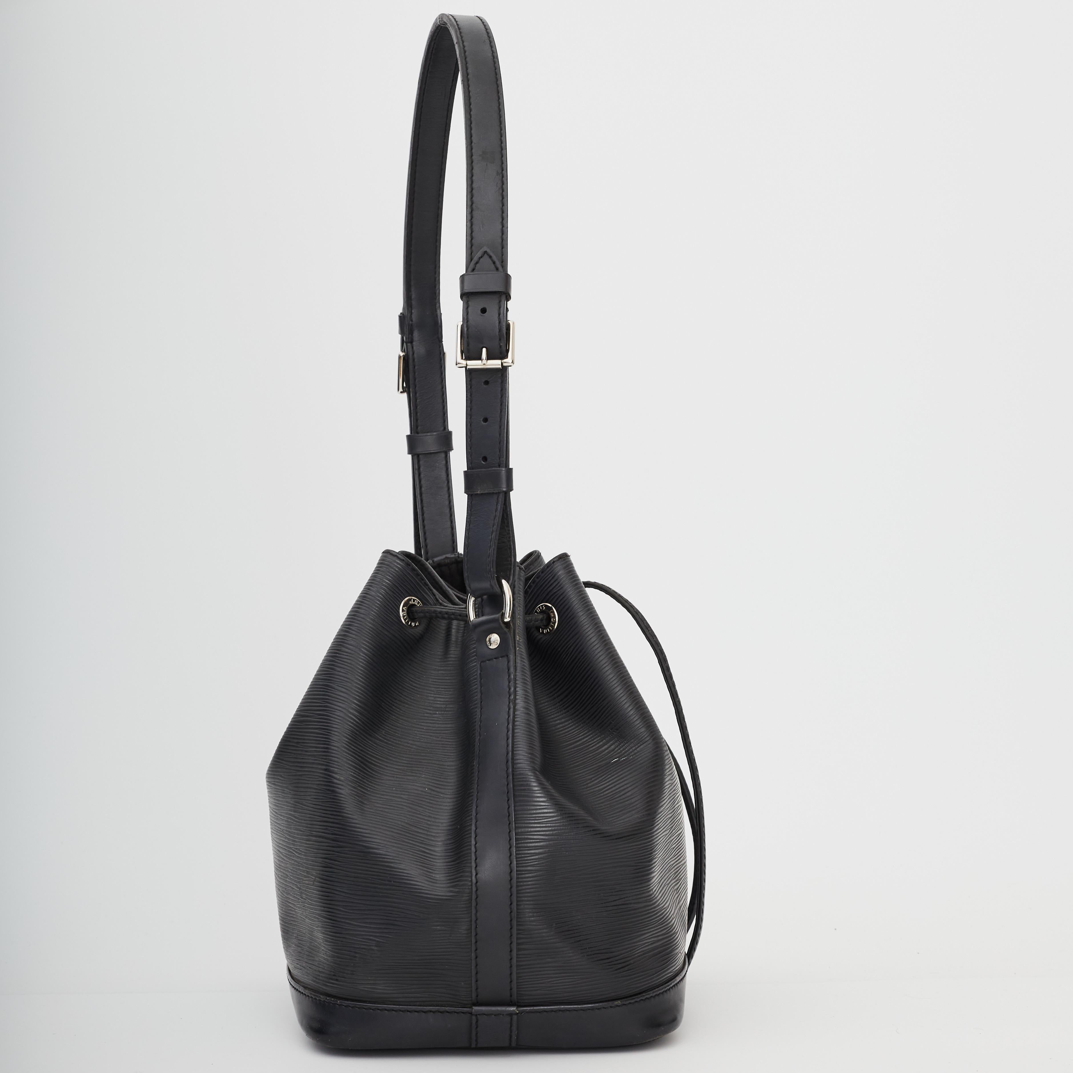 louis vuitton black drawstring bag