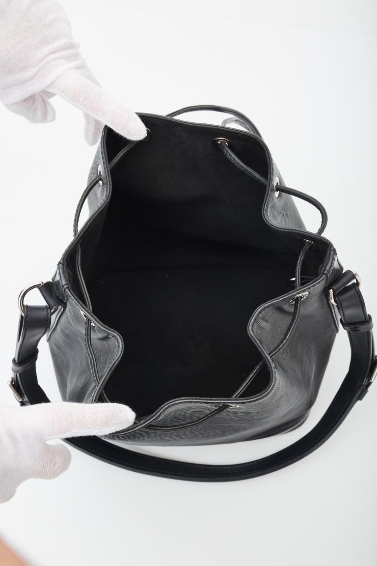 Louis Vuitton Black EPI Leather Noe Bucket Bag (2007)