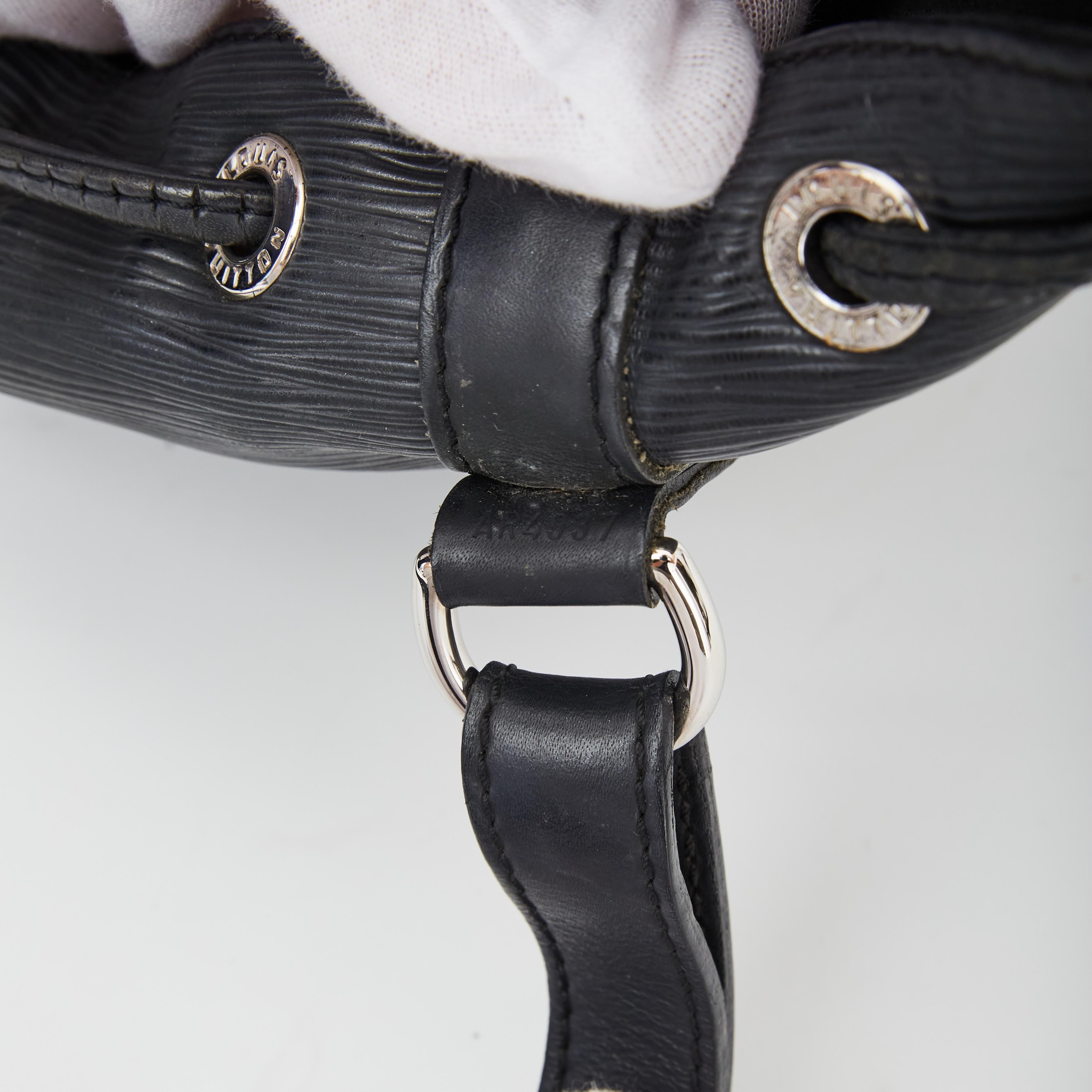 Louis Vuitton Black Epi Leather Noe Bucket Bag (2007) 1