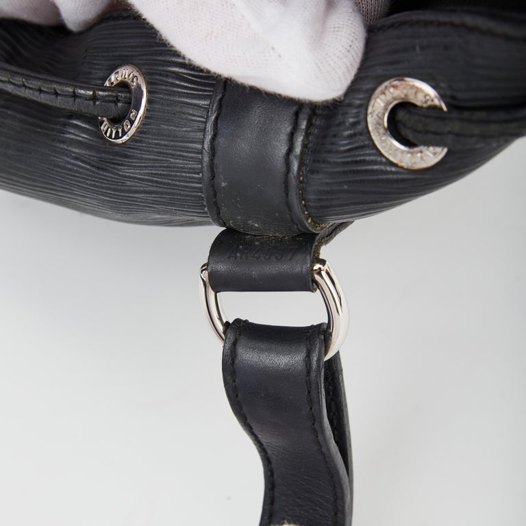 Louis Vuitton Black Epi Leather Noe Bucket Bag (2007) For Sale at
