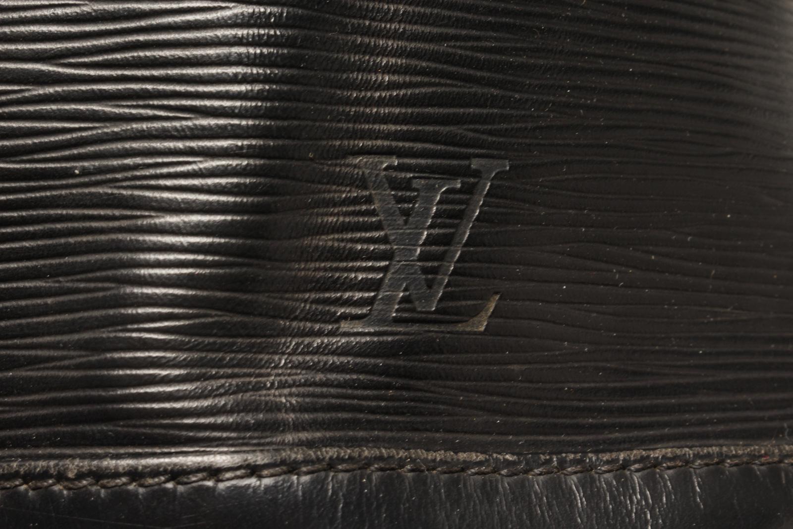 Louis Vuitton Black Epi Leather Noe GM Bucket Bag 2