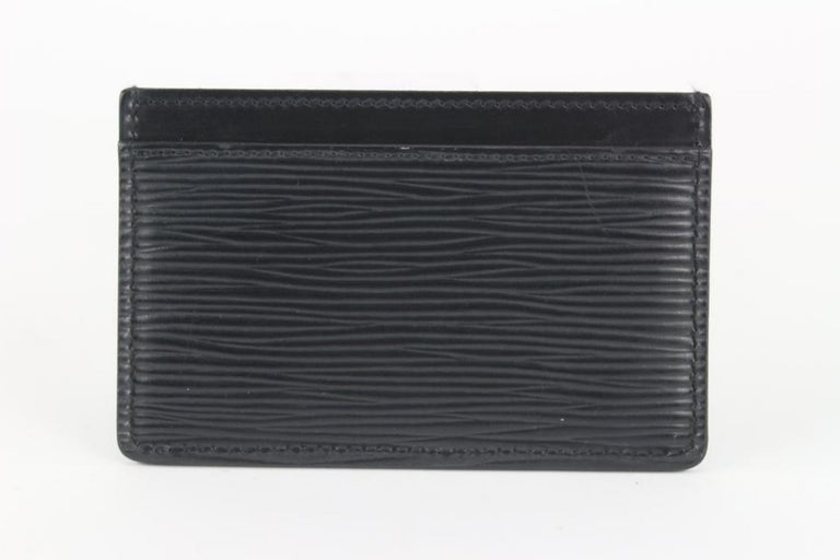 Louis Vuitton Black Epi Leather Noir Card Holder Porte Cartes 1029lv39 For  Sale at 1stDibs | louis vuitton card holder
