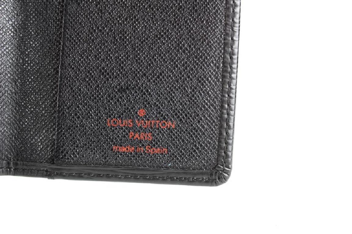 Louis Vuitton Black Epi Leather Noir Card Holder Porte Cartes Wallet 16LVS1210 In Good Condition In Dix hills, NY