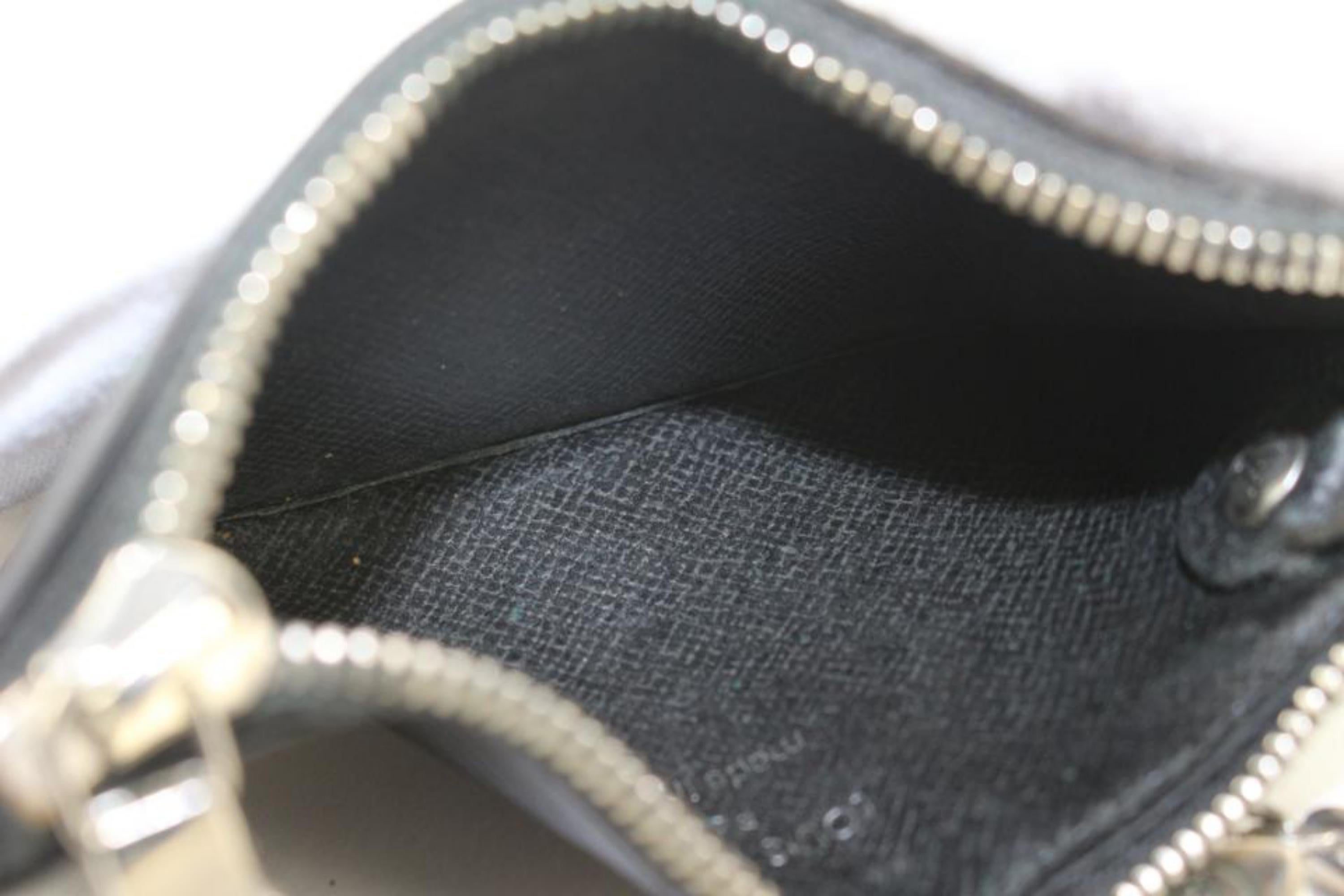 Louis Vuitton Black Epi Leather Noir Key Pouch Pochette Cles Keychain 107lv44 For Sale 3
