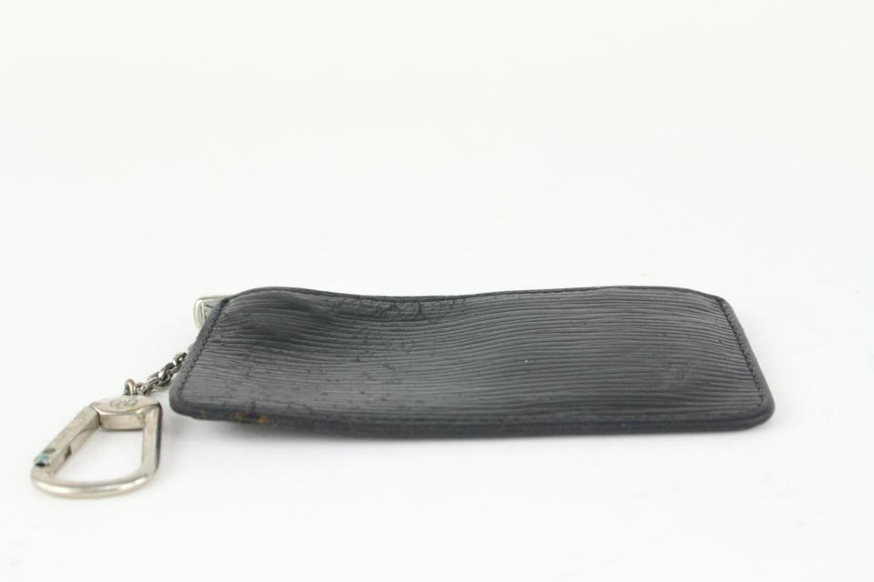 Women's Louis Vuitton Black Epi Leather Noir Key Pouch Pochette Cles Keychain 107lv44