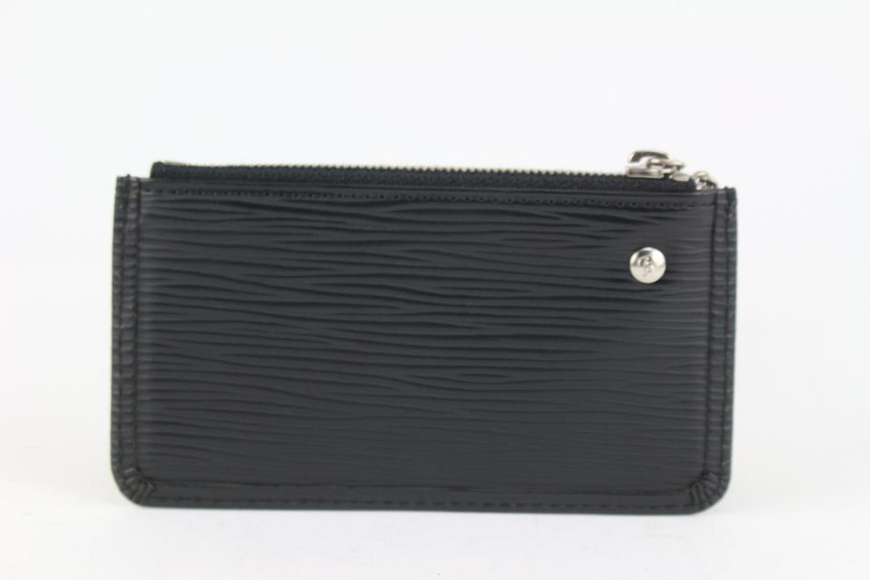 Women's or Men's Louis Vuitton Black Epi Leather Noir Key Pouch Pochette Cles Silver 0LV29s For Sale