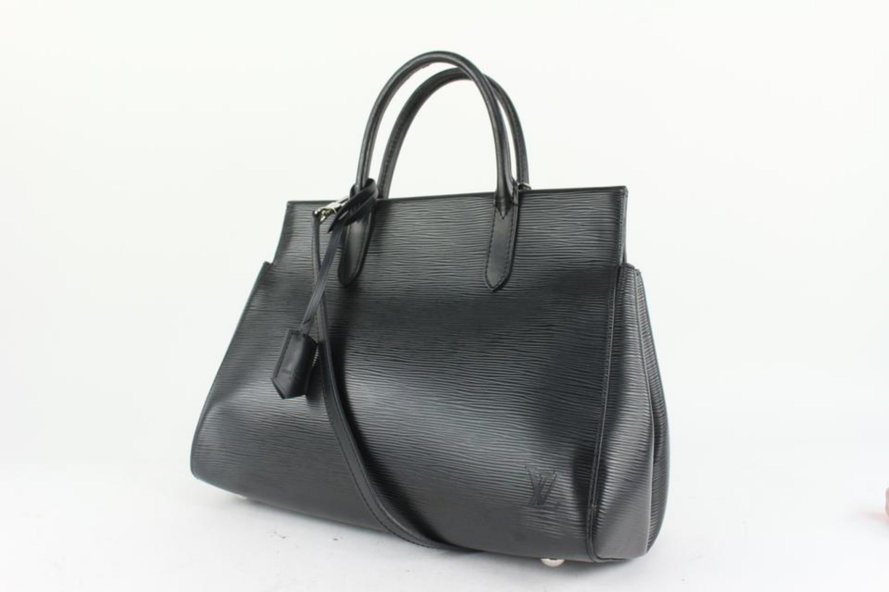 Louis Vuitton Black Epi Leather Noir Marly MM 2way Tote Bag 1110lv16
Date Code/Serial Number: CA2194
Made In: Spain
Measurements: Length:  14