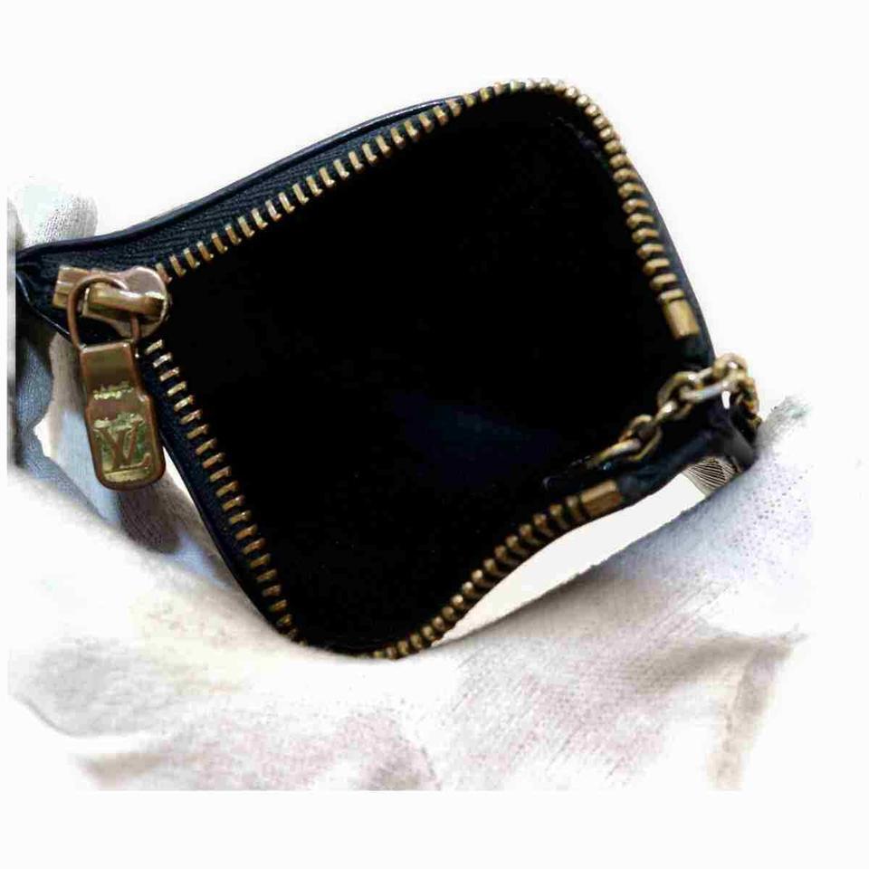 Louis Vuitton Black Epi Leather Noir Pochette Cles Key Pouch Coin Purse 860551  For Sale 4