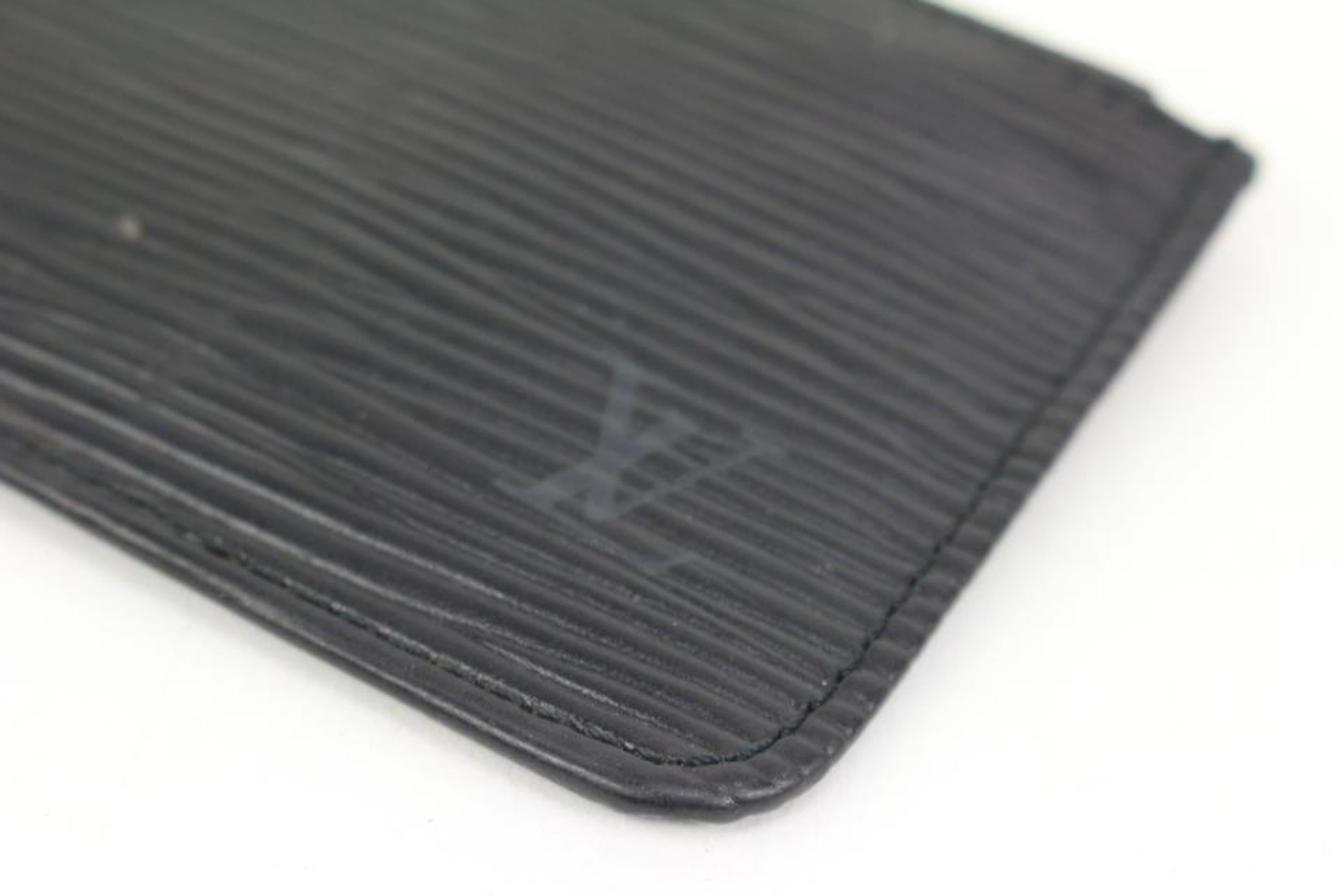 Louis Vuitton Black Epi Leather Noir Pochette Cles Key Pouch s329lk15 For Sale 4