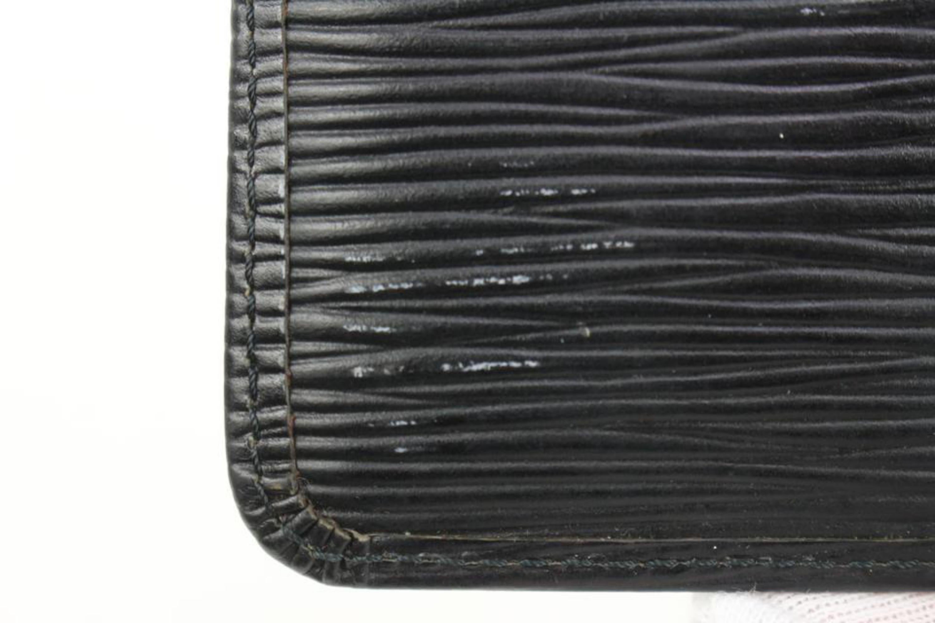 Louis Vuitton Black Epi Leather Noir Pochette Cles Key Pouch s329lk15 For Sale 1