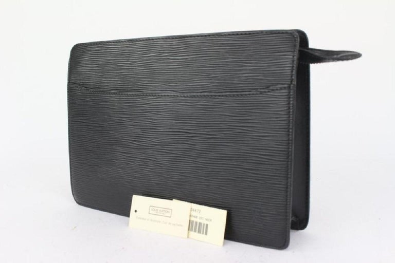 Louis Vuitton Black Epi Leather Noir Pochette Homme Clutch Bag 50lvs723 at  1stDibs
