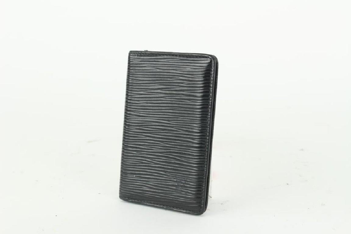 Black Epi Leather Noir Porte Cartes Card Holder Wallet case 830lv34

Date Code/Serial Number: MI0994
Made In: France
Measurements: Length:  2.5