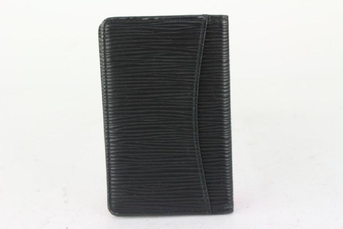 Louis Vuitton Black Epi Leather Noir Porte Cartes Card Holder Wallet Case825lv63 In Good Condition For Sale In Dix hills, NY