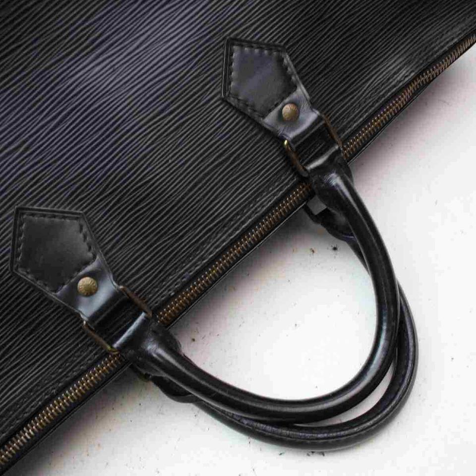 Louis Vuitton Black Epi Leather Noir Speedy 40 GM Large XL 856262  In Good Condition In Dix hills, NY