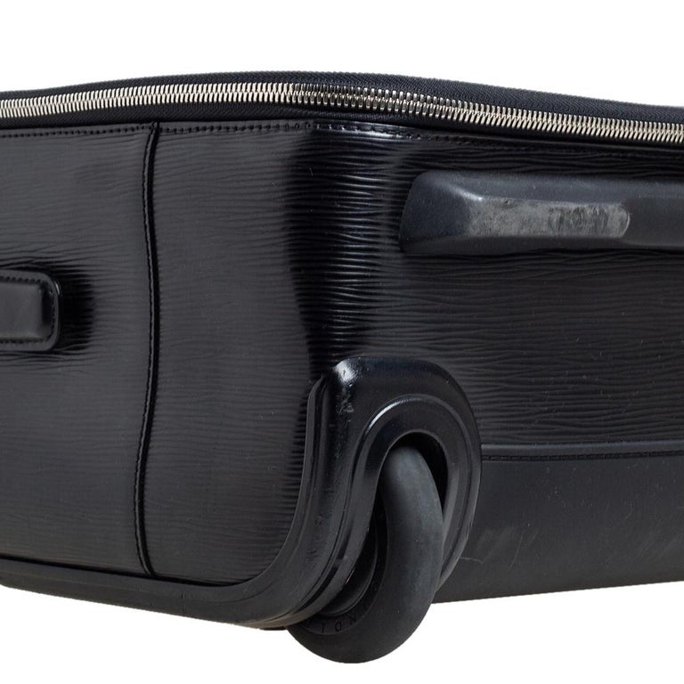LOUIS VUITTON Black Epi Leather Pegase 50 Luggage 3