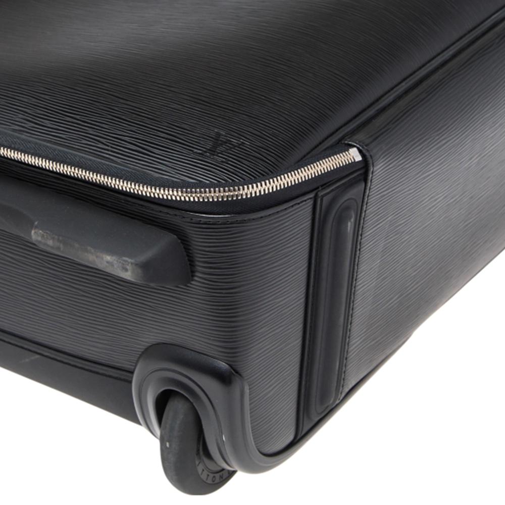 Louis Vuitton Black Epi Leather Pegase 55 Luggage In Good Condition In Dubai, Al Qouz 2