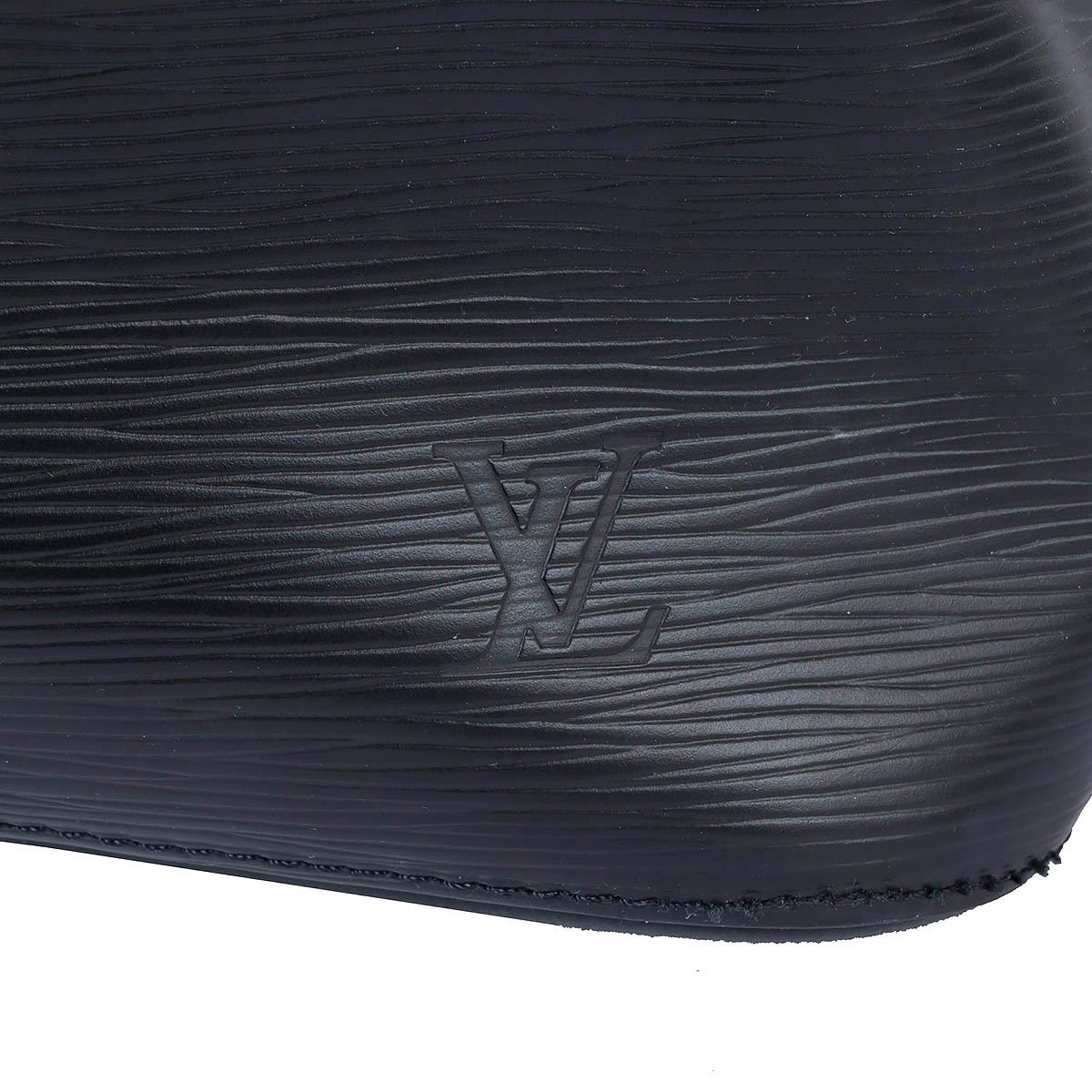 LOUIS VUITTON black Epi leather PETIT NOE Bucket Shoulder Bag 2