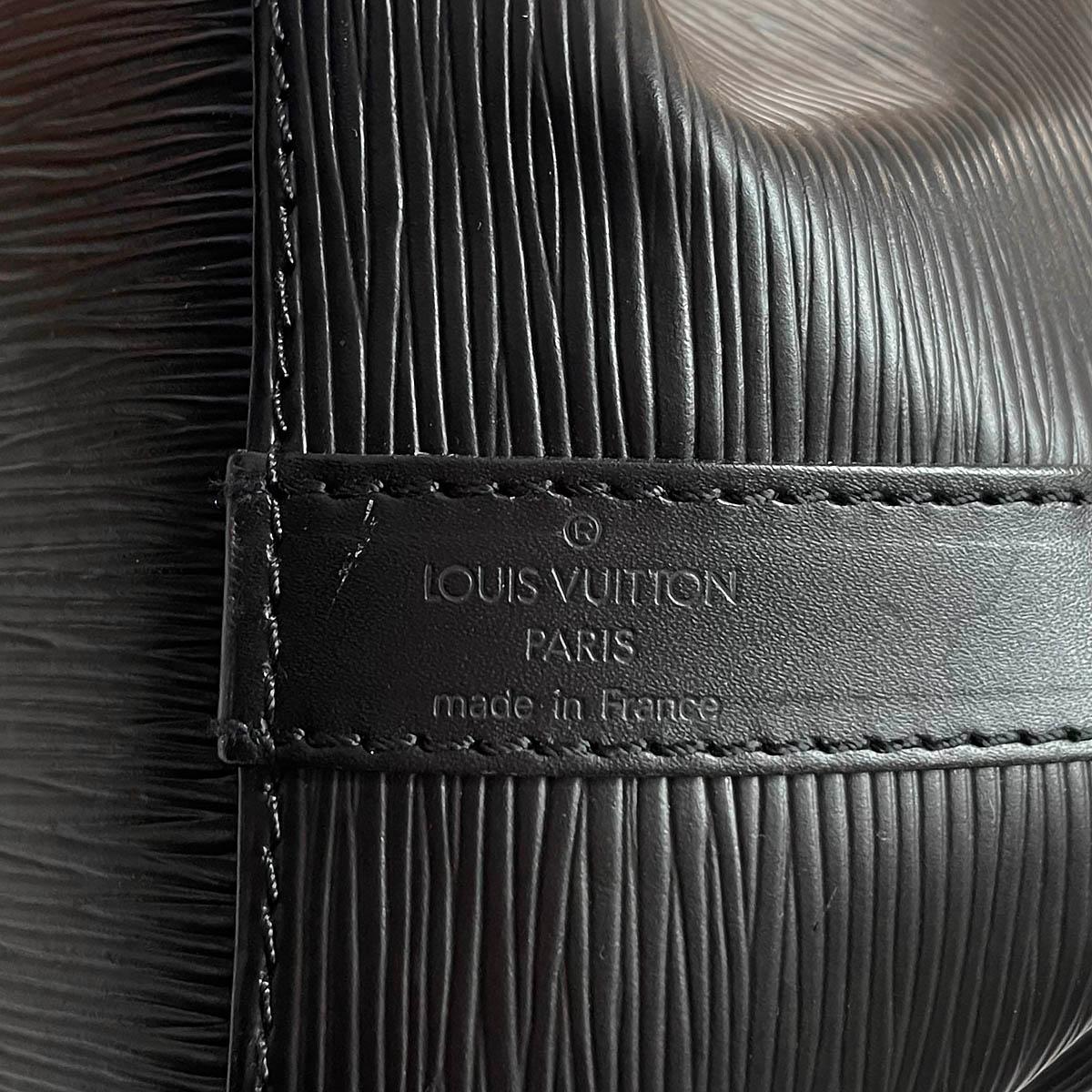 LOUIS VUITTON black Epi leather PETIT NOE Bucket Shoulder Bag 4