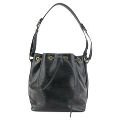 Louis Vuitton Black Epi Leather Petit Noe Drawstring Bucket Hobo Bag 1LV125