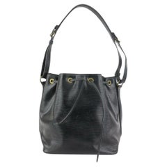 Louis Vuitton - Sac hobo « Petit Noe » en cuir épi noir avec cordon de serrage 1LV125