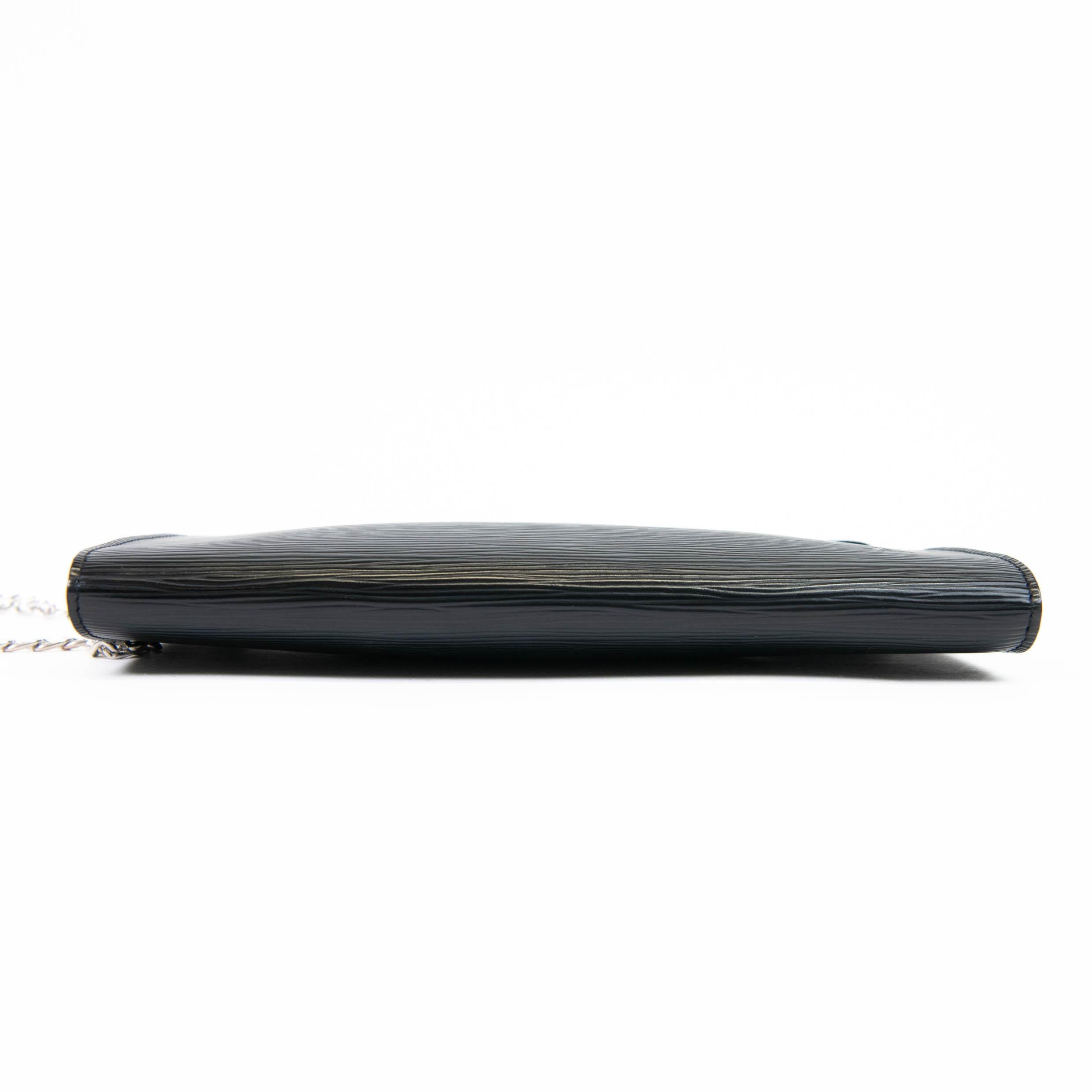 Louis Vuitton Black Epi Leather Pochette Accessories 21 3