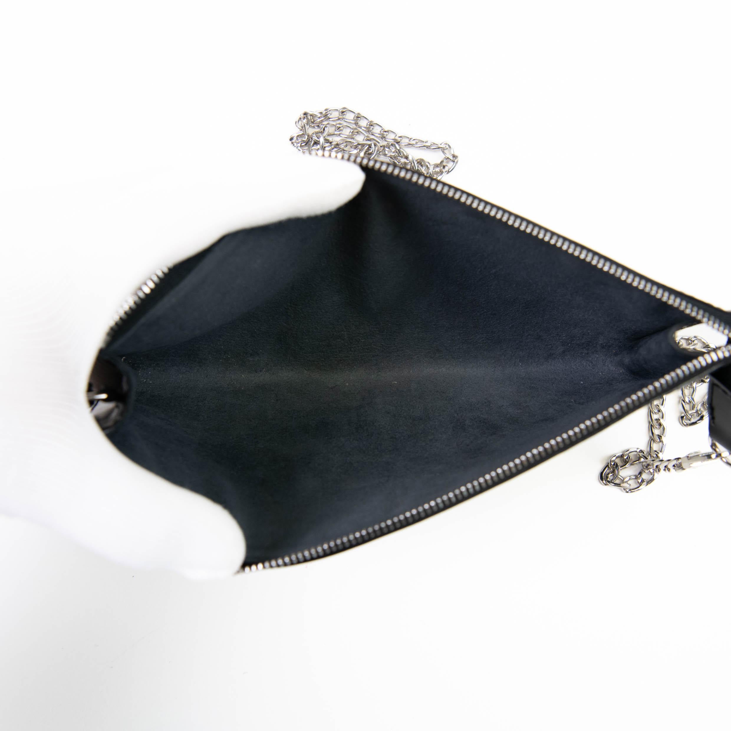 Louis Vuitton Black Epi Leather Pochette Accessories 21 5