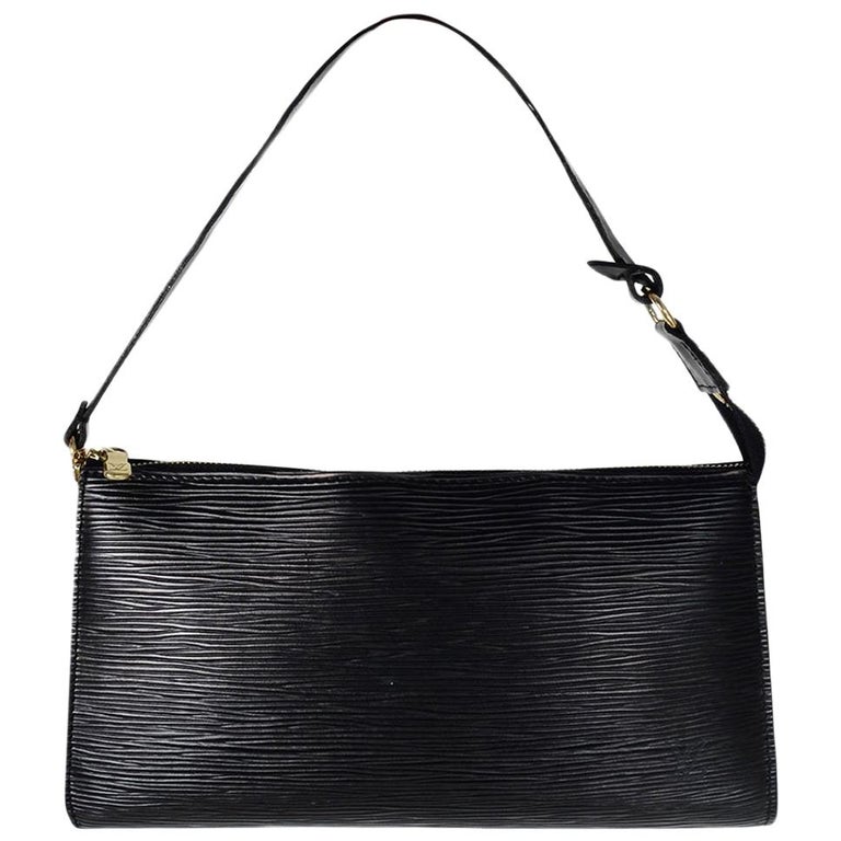 Louis Vuitton Black Epi Leather Pochette Bag For Sale at 1stdibs