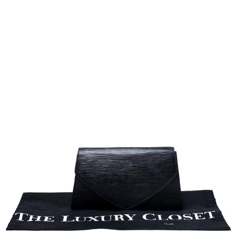 Louis Vuitton Black Epi Leather Pochette 8